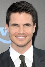 Robbie Amell 1223726